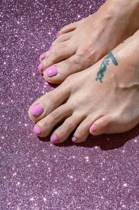 Les faux ongles pour pieds